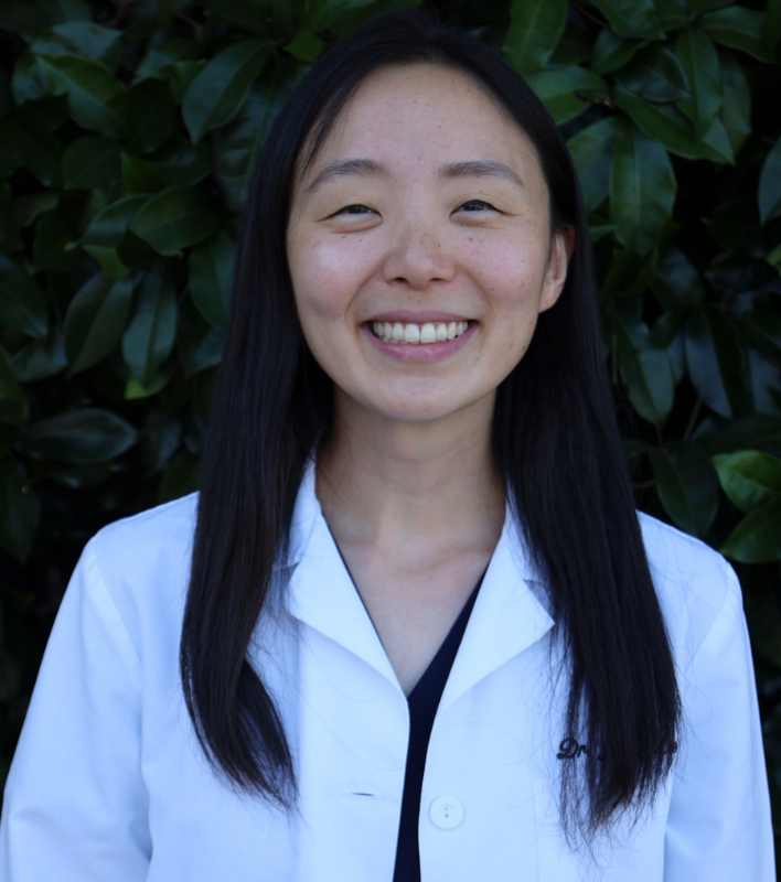 Dr. Lee headshot